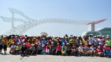 2012年蘭州員工沙湖、鎮(zhèn)北堡影視城兩日游(一）